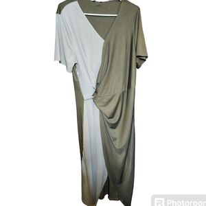 Bloomchick size  18/20 or NWT Green Two-Tone Waist Knot Slit Bodycon Maxi Dress